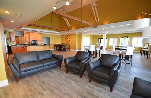 Geneva Bed & Breakfast | Two Bedroom North Condo at our Lakefront Paradise. Pool, Hot Tub, Kayaks and more. (Sleeps 4 Adults)
