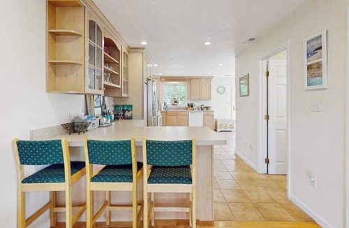 West Yarmouth House | Two family dog friendly cottages: close to beach & town