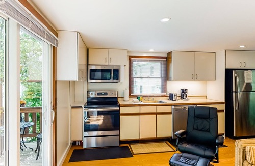 Seal Harbor Cottage | Two-Level Unit w/Patio, Deck, Firepit, Private Washer/Dryer, and Free WiFi