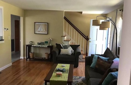 Fifth Ward House | U.S. Senior Open Week Rental!