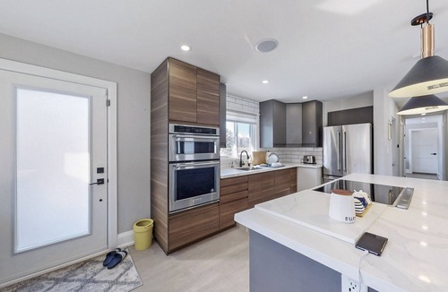 Bradford House | Ultimate Family-Friendly Smart Home Retreat with Private Playground, Office