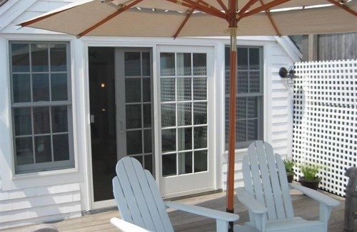 Provincetown Cottage | Ultimate Waterfront Boathouse Labrador Landing