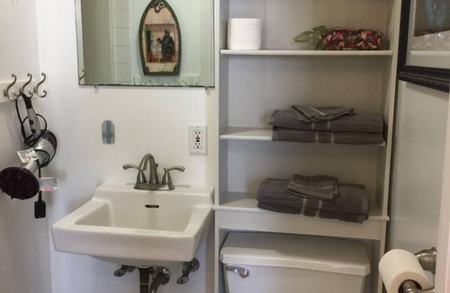 Misquamicut Condo | Unit 1 Cozy Condominium Walking To The Misquamicut Beach