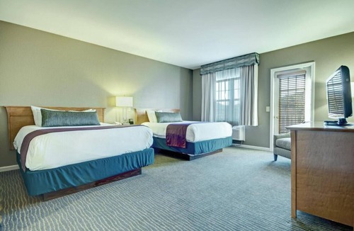 Hancock Resort | Unleash Your Alpine Adventure: Wyndham Bentley Brook Ski-In, Ski-Out Resort