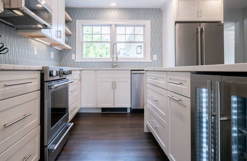Fifth Ward Apartment | Unreal location! Newport! Stunning! Salve Parents Love this place! December Fun!