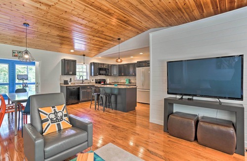 Rowland House | Updated Family Home ~ 1 Mile to Delaware River!