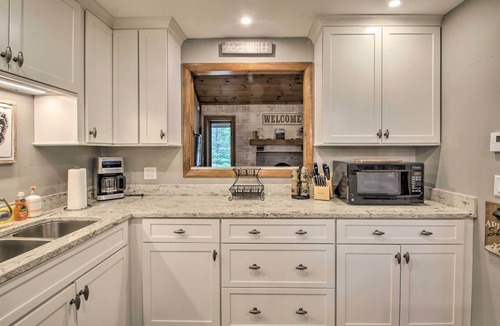North Conway House | Updated N Conway Retreat Near Hiking & Shopping!