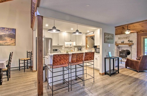 North Conway House | Updated N Conway Retreat Near Hiking & Shopping!