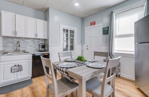 Stoughton Apartment | Updated Stoughton Apartment w/Shared Yard!