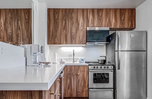 Napili Condo | Updated Studio, AC, steps to beach