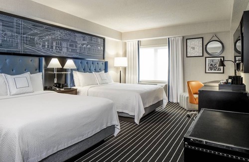 Coolidge Corner South Side Hotel | Courtyard by Marriott Boston Brookline