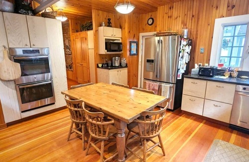 Sunapee House | Valhalla on Sunapee | Stunning Lakefront Escape