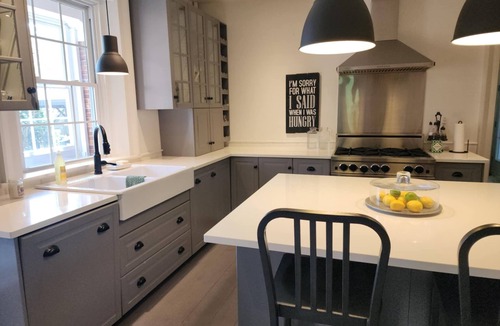 Newcastle House | Varcoe House Award-Winning Historic Home | Sleeps 8 | Weddings & Events Friendly