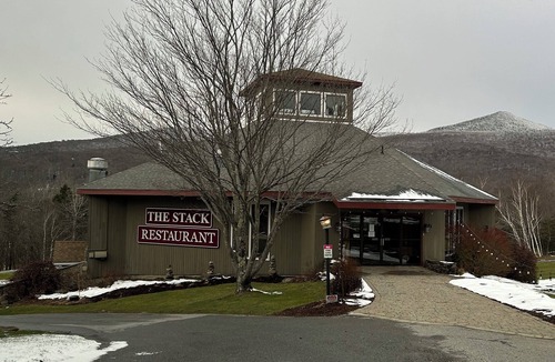 Wilmington House | Vermont Retreat , Sits on Haystack Golf course and 8 min from Mt Snow