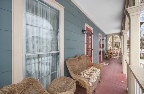 Penn Yan House | Victorian Home in Penn Yan ~ 1 Mi to Keuka Lake!