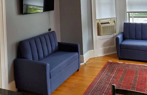 Downtown Portland Apartment | Victorian Parlor Suite
