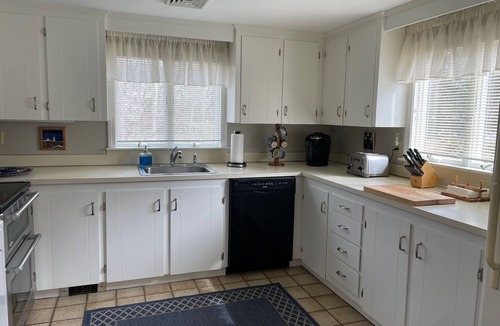 West Dennis House | Views of Marsh and Horsefoot Cove!