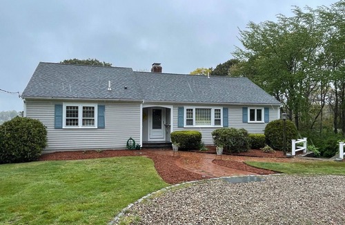 West Dennis House | Views of Marsh and Horsefoot Cove!