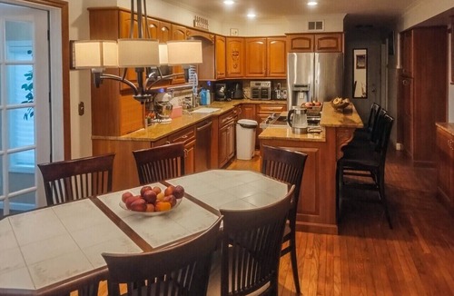 Lagrangeville Apartment | Villa Sabrina: A Serene 700 Sq Ft Studio on a 5.6-Acre Estate in Lagrangeville