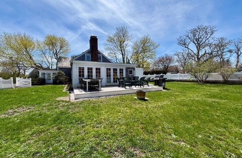North Chatham House | Vintage 1730 Farmhouse