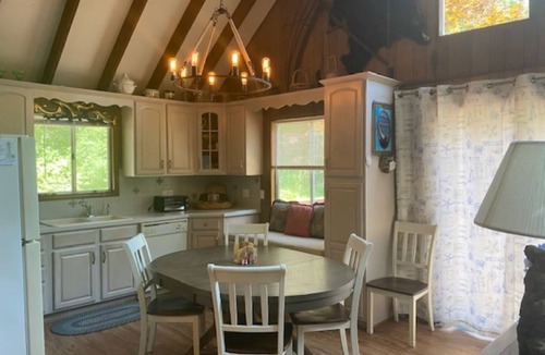 West Tisbury House | W Tisbury Home, Peaceful, Affordable, Near Bike Path Available for July August