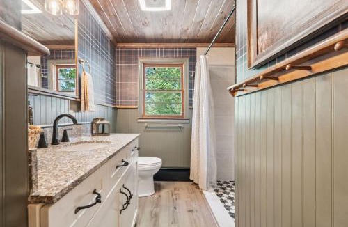 Gilford House | Wagner Ranch Lake Winni, Gunstock & BNH Pavilion