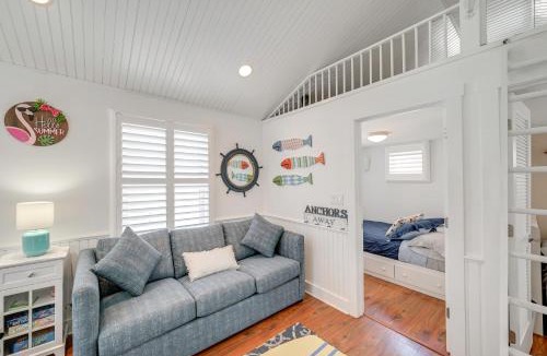 Beach Haven House | Walk to Bay Village, Beaches & More! Cozy Cottage
