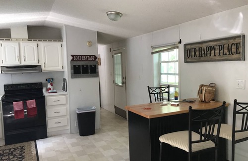 Bayside House | Walk to BAYSIDE MONTHLY DISCOUNTS !
