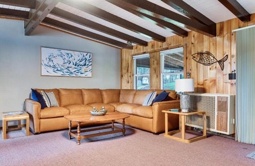 Moultonborough House | Walk to Beach! Family Lake Winnipesaukee Home