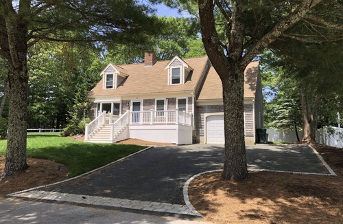Cotuit House | Walk to Beach! Typically 700 dollars/ni. Now 560 dollars/ni. between 8/20-9/7