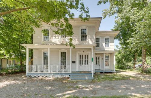 Bath Apartment | Walk to Dtwn Bath: Apt Near Keuka Lake & Wine Trl