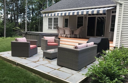 Kennebunk House | Walk to Kennebunkport and Kennebunk beaches. Very private.