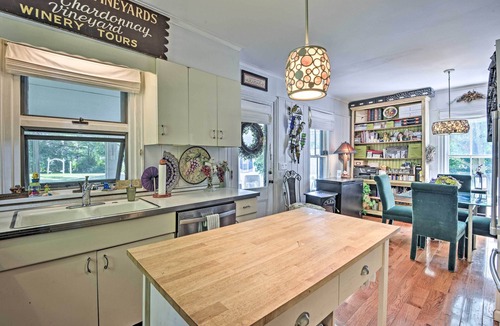 Hammondsport House | Walk to Keuka Lake! Fun, Spacious Retreat w/Pool