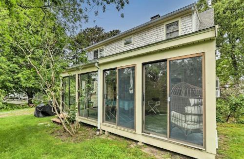 Hyannis House | Walk to Main Street: Cottage w/Sunroom in Hyannis