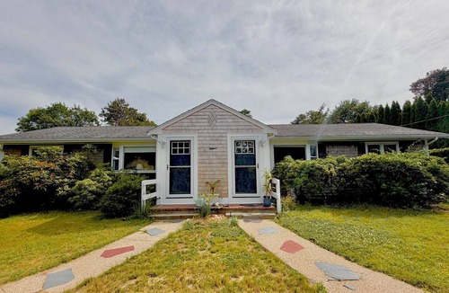 Dennis House | Walk to Mayflower Beach 2-bedroom house in fantastic Dennis with AC and charm
