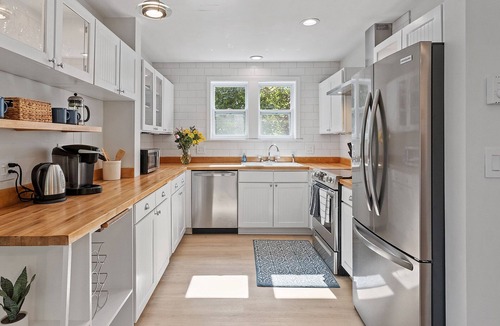Easton's Point House | Walk to Newport, 1st & 2nd Beaches, & Cliff Walk from this Newly Redone Home