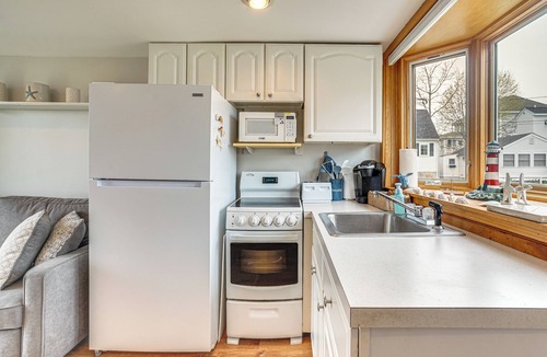 Hampton Condo | Walk to North Beach! Marsh-View Condo in Hampton