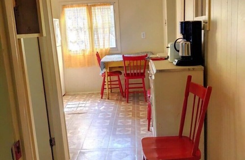 Balm Beach Cabin | walk to private beach across the street -2BR Cozy Forest Cabin -amazing sunsets