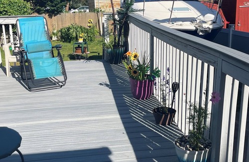 Rutherford House | Walk to Rutherford Transit - Near MetLife Stadium - Three Bedroom - Parking