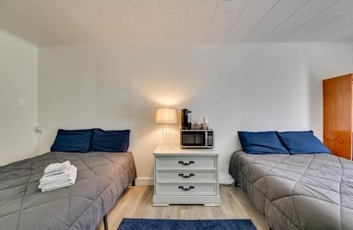 Schroon Lake Apartment | Walk to Schroon Lake! Studio w/Shared Fire Pit