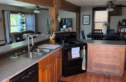 Turkey Point Cottage | Walk to the beach! Sun, fun & adventure are yours to discover!