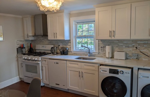 West Dennis House | Walk to the beach- Completely renovated 3 bedrooms house, central A/C