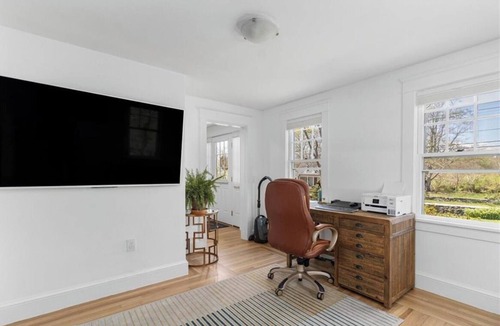 Newport East Cottage | Walk to the Beach - Serene Coastal Country Cottage