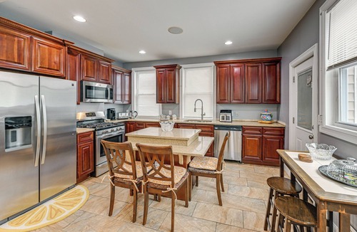 South Side Apartment | Walk to the NYC Train! Mt Vernon Escape w/Patio