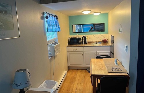 Old Orchard Beach Cabin | Walk to the Waves, Soak Under the Stars: Private Cottage with Hot Tub