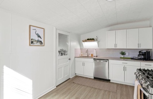 Canandaigua Apartment | Walk to town and Canandaigua Lake | Finger Lakes