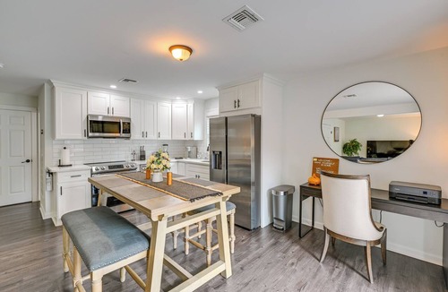 Huntington Station Apartment | Walk to Train! Updated Apt in Huntington Station