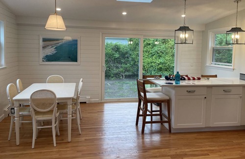 Chatham Cottage | Walking distance to downtown, CBI, Fish Pier, Veteran's Field, and beaches.