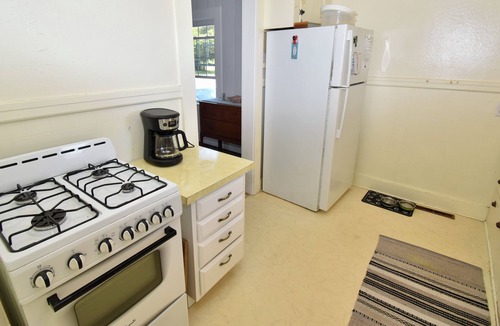 Misquamicut House | Walking Distance to Misquamicut Beaches!