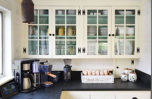 Arlington House | Warm Brook Farm | 1792 Vermont Farmhouse, Hot Tub, Koi Pond & Gardens